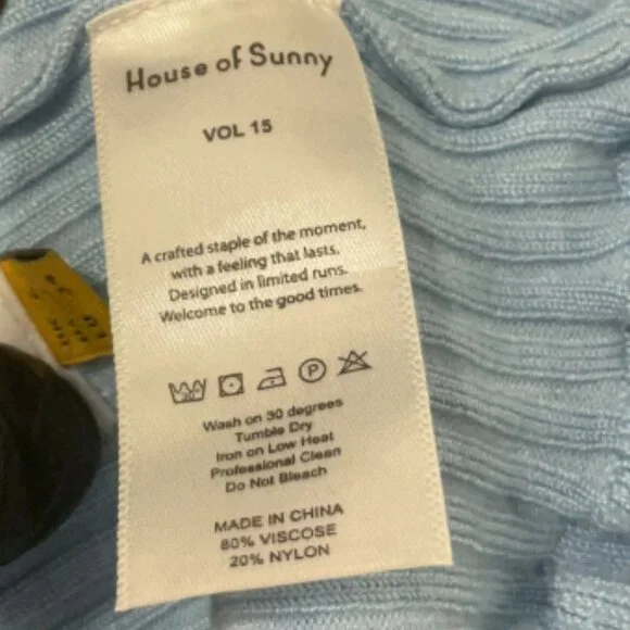 HOUSE OF SUNNY Palma crochet stretch knit ruffle crop top - Picture 8 of 8